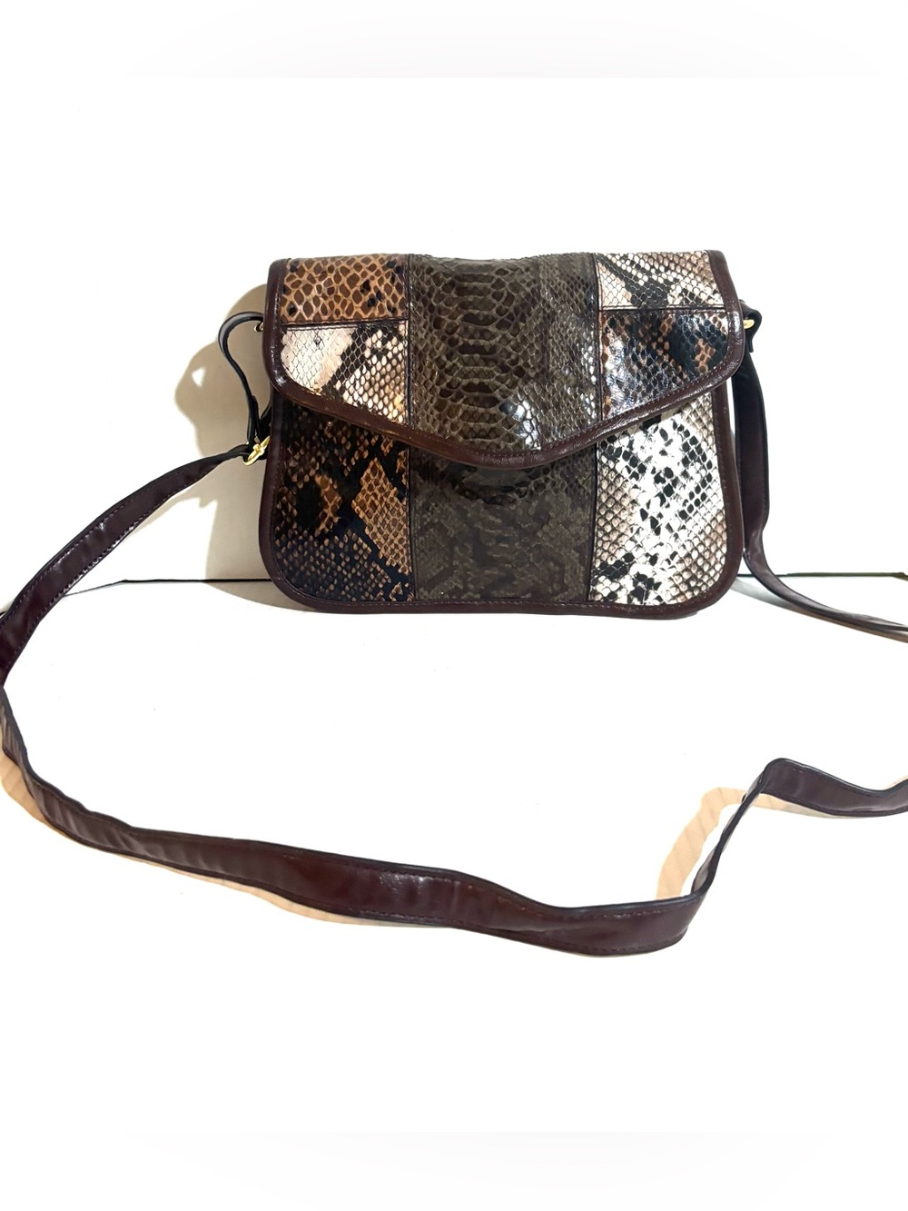Stylish Patchwork Snake-Print PVC leather Crossbody Bag - Brown